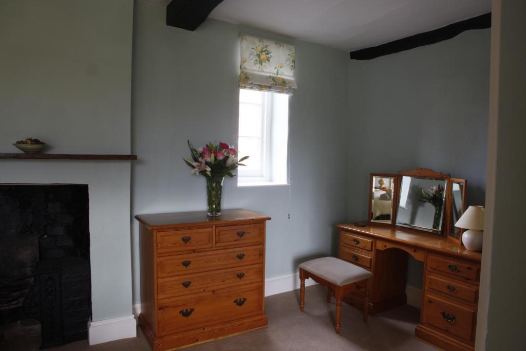 Trelough House B&B Wormbridge Room photo